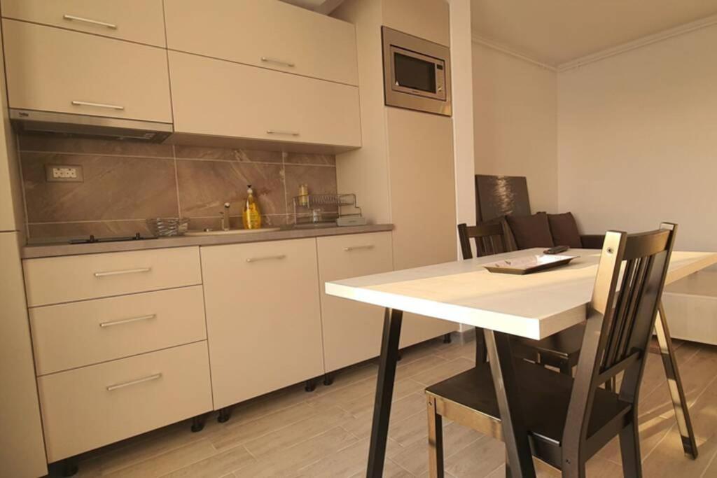 Zian'S Studio Mamaia Nord Beach Resort Năvodari Esterno foto