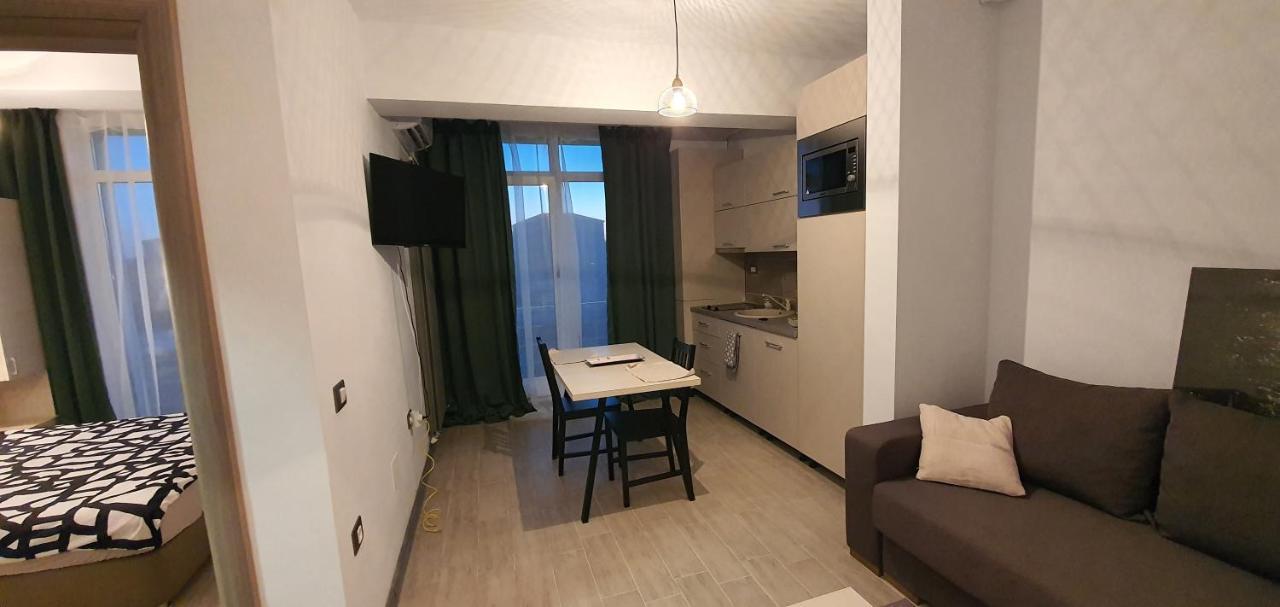 Zian'S Studio Mamaia Nord Beach Resort Năvodari Esterno foto