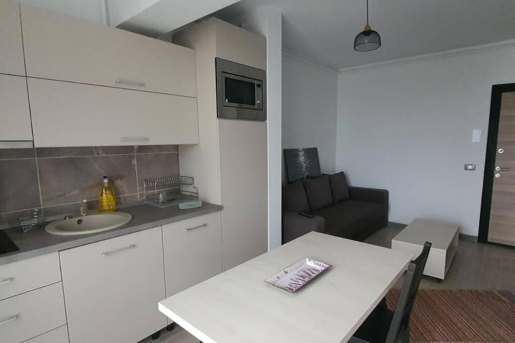 Zian'S Studio Mamaia Nord Beach Resort Năvodari Esterno foto